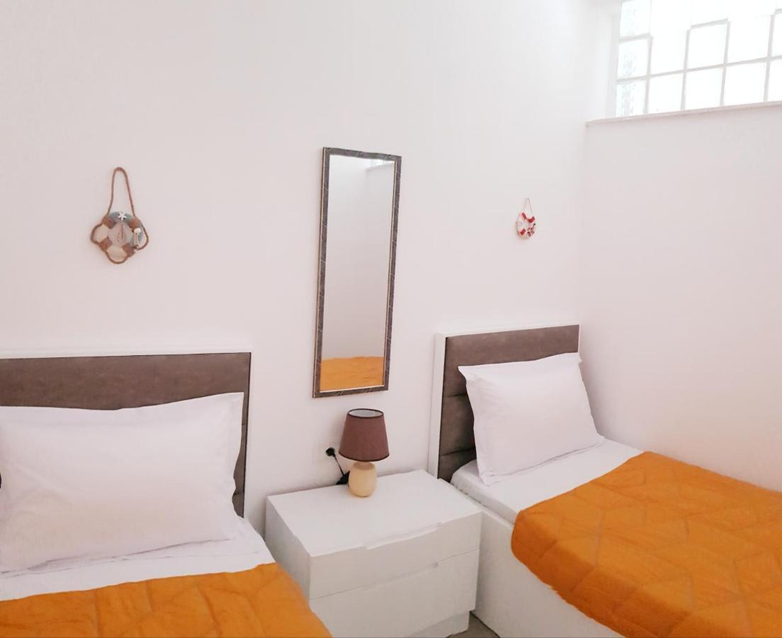 Bindi Apartment Himare Exterior foto